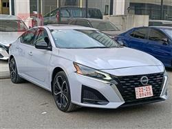 نيسان ألتيما